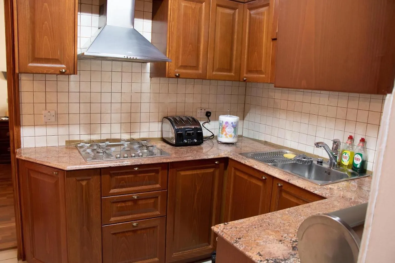Luxury Apartment, Near Pinikoudes Beach Larnaca 0*,