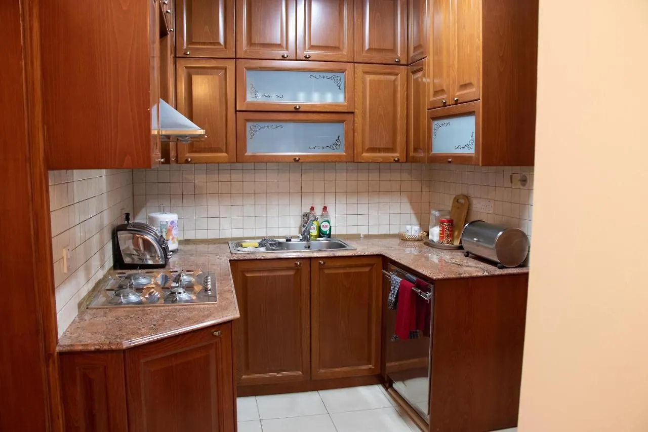 Luxury Apartment, Near Pinikoudes Beach Larnaca Apartment